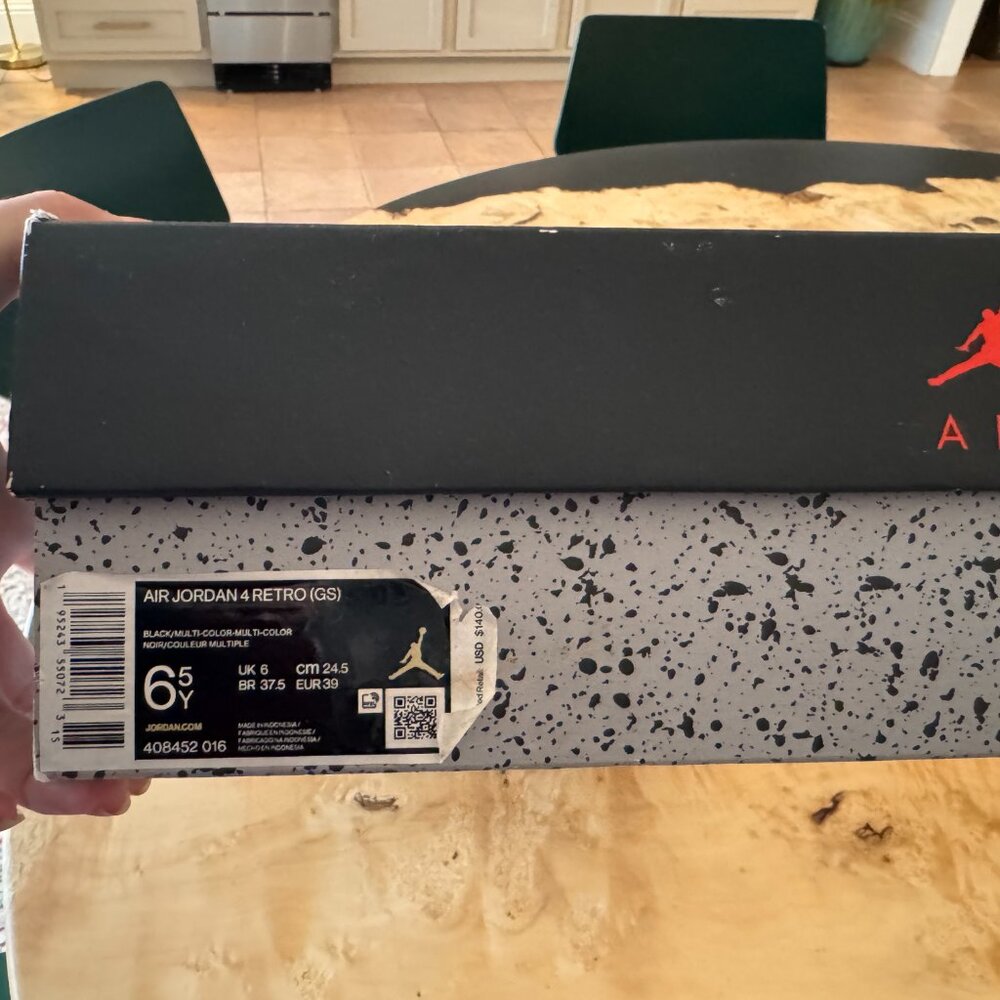 Air Jordan 4 Retro GS Black Red “Bred” | Youth 6.5Y | Worn | Box Included - Picture 6 of 7